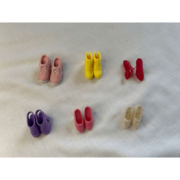 Barbie Shoes, Lot of Six Pair, Dressy, Sneakers - Picture 2 of 3